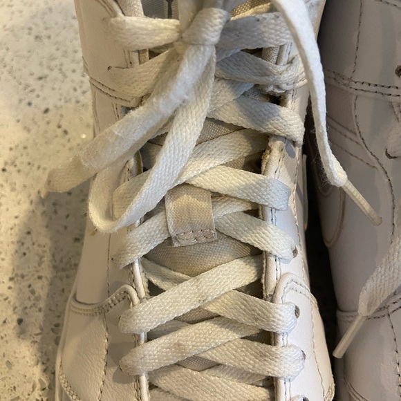 Vintage Nike Air Jordan 1 Retro Mid White Cool Grey - Picture 3 of 15